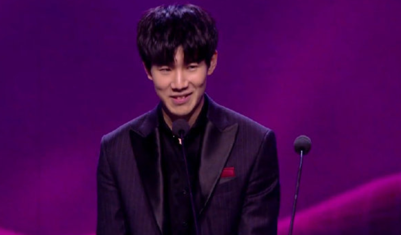 HLE公布大名单：SamD担任ADC